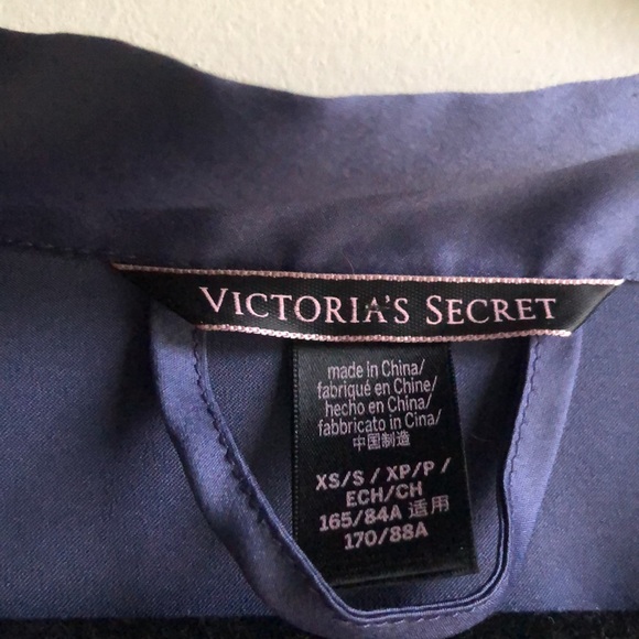 Victoria Secret Robe - Picture 3 of 5